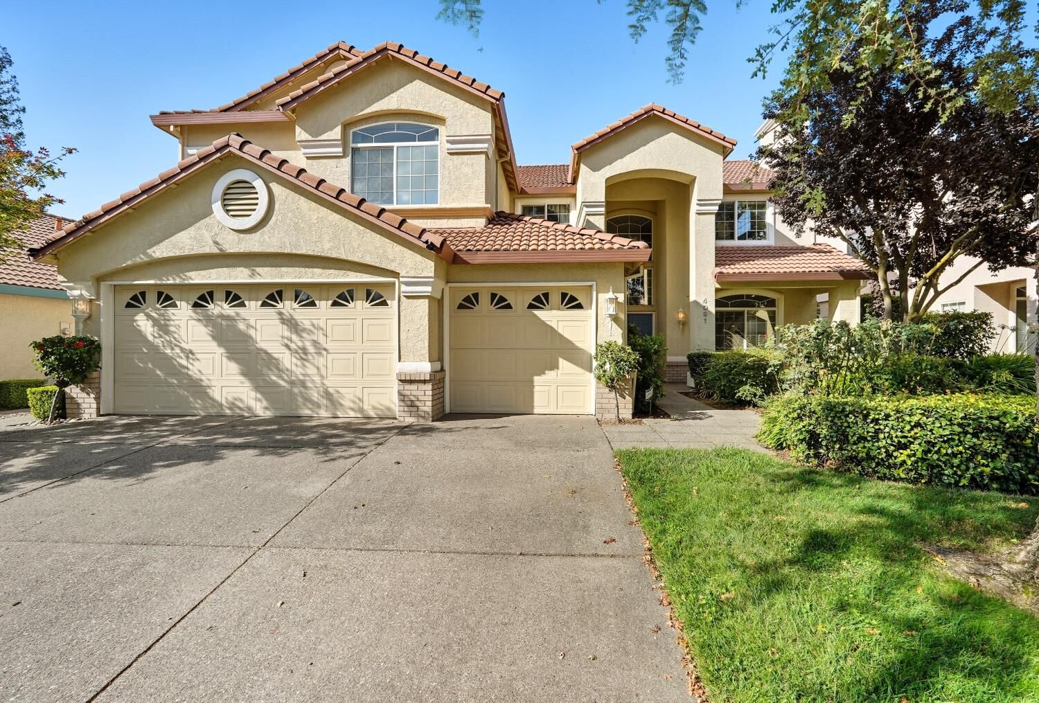 Property Photo:  4091 Luxor Lane  CA 95746 