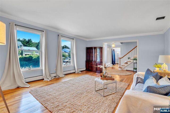 Property Photo:  6 Meester Street  NJ 07430 