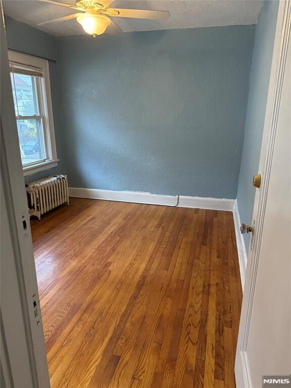 Property Photo:  15-36 Parmelee Avenue 2  NJ 07410 