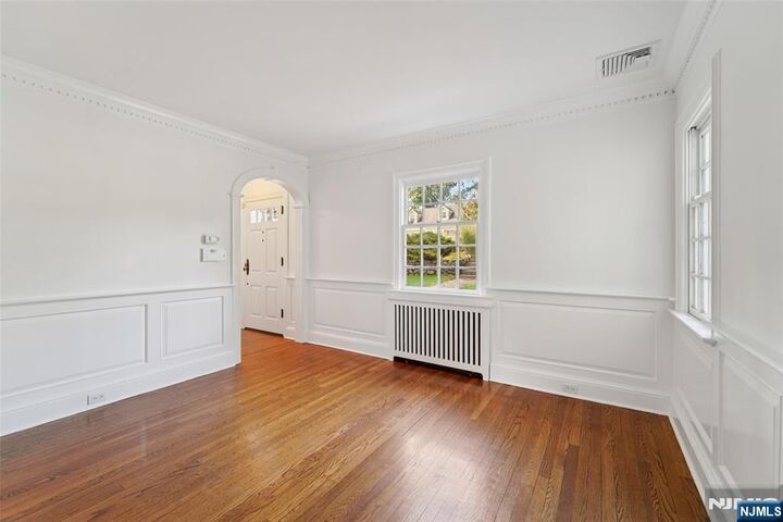 Property Photo:  755 W Saddle River Road  NJ 07423