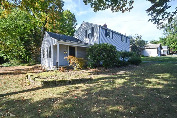 Property Photo:  43 Venloe Drive  OH 44514 