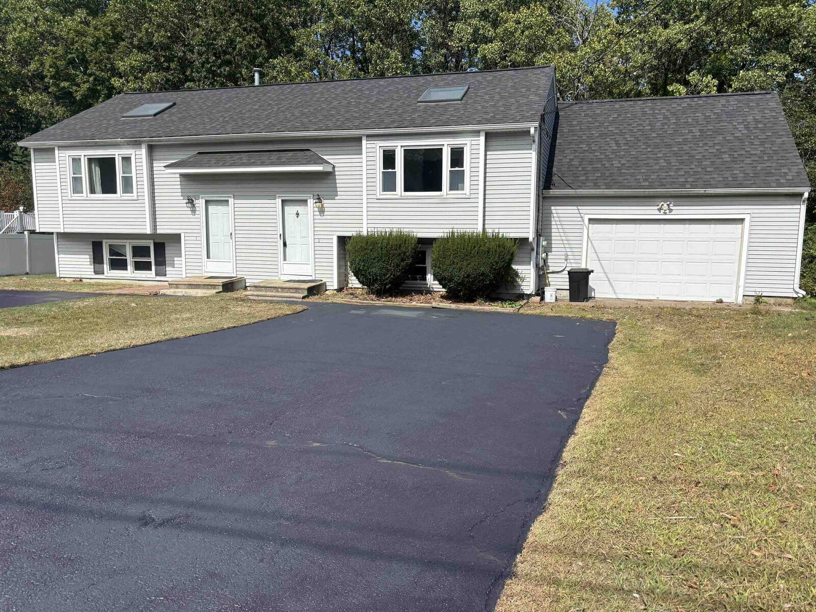 Property Photo:  90R Derryfield Road  NH 03038 