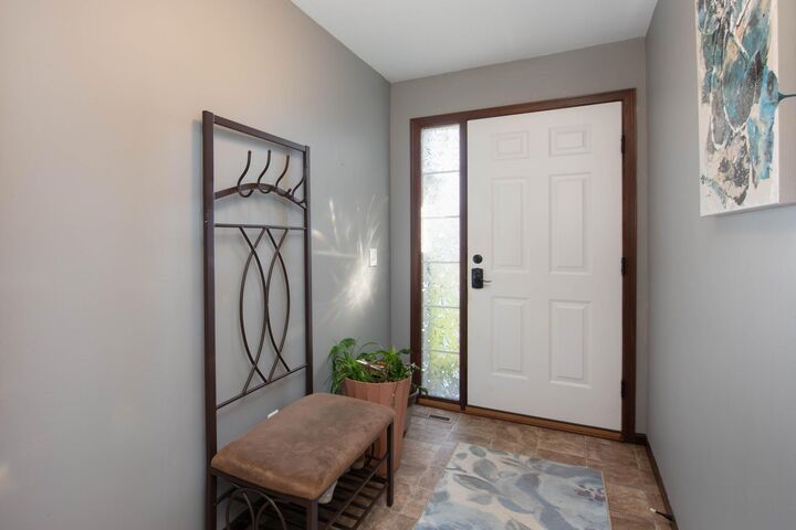 Property Photo:  620 Tomahawk Court  MN 56063 