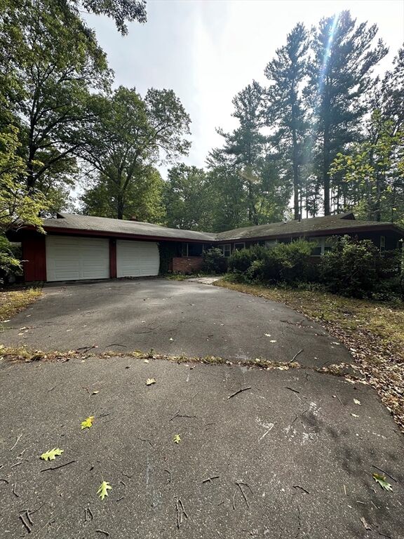 Property Photo:  8 Topeka  MA 01824 