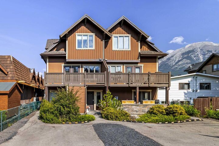 813 7th Street 4  Canmore AB T1W 2C4 photo