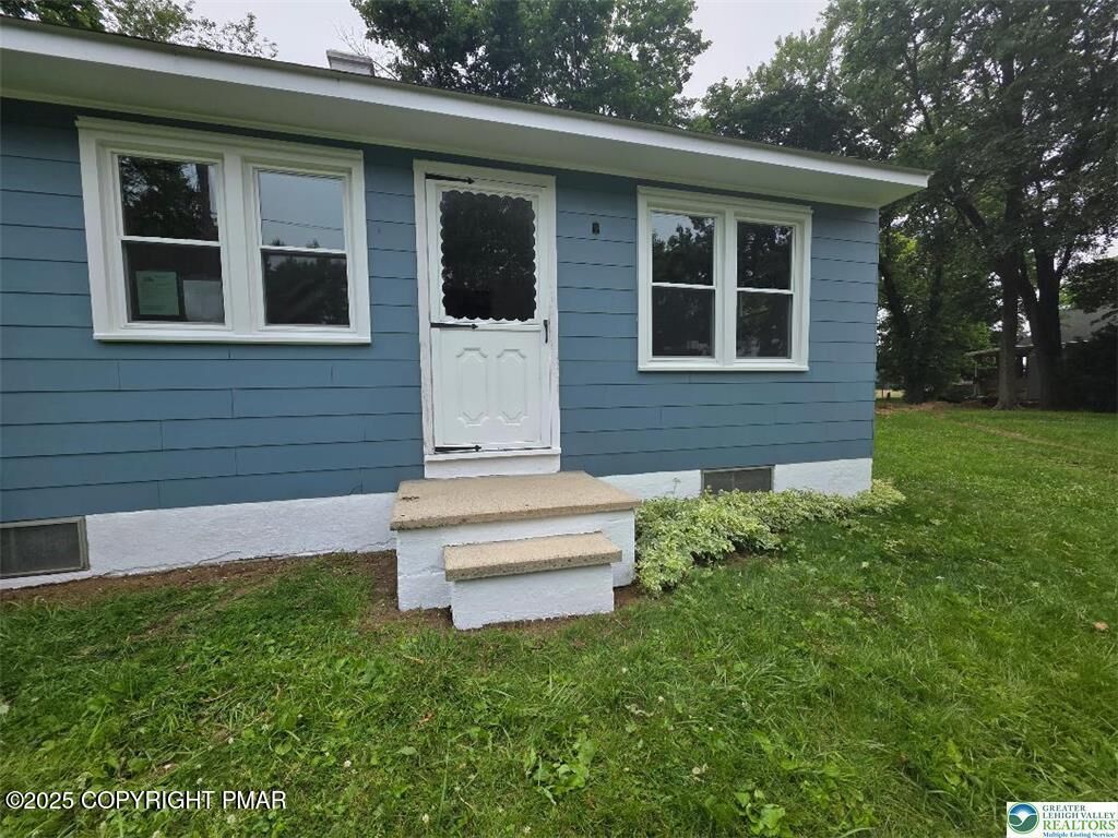 Property Photo:  3074 Mauch Chunk Road  PA 18104 