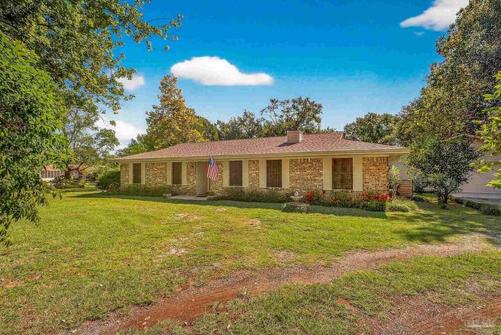 Property Photo:  3596 N Hwy 29  FL 32533 