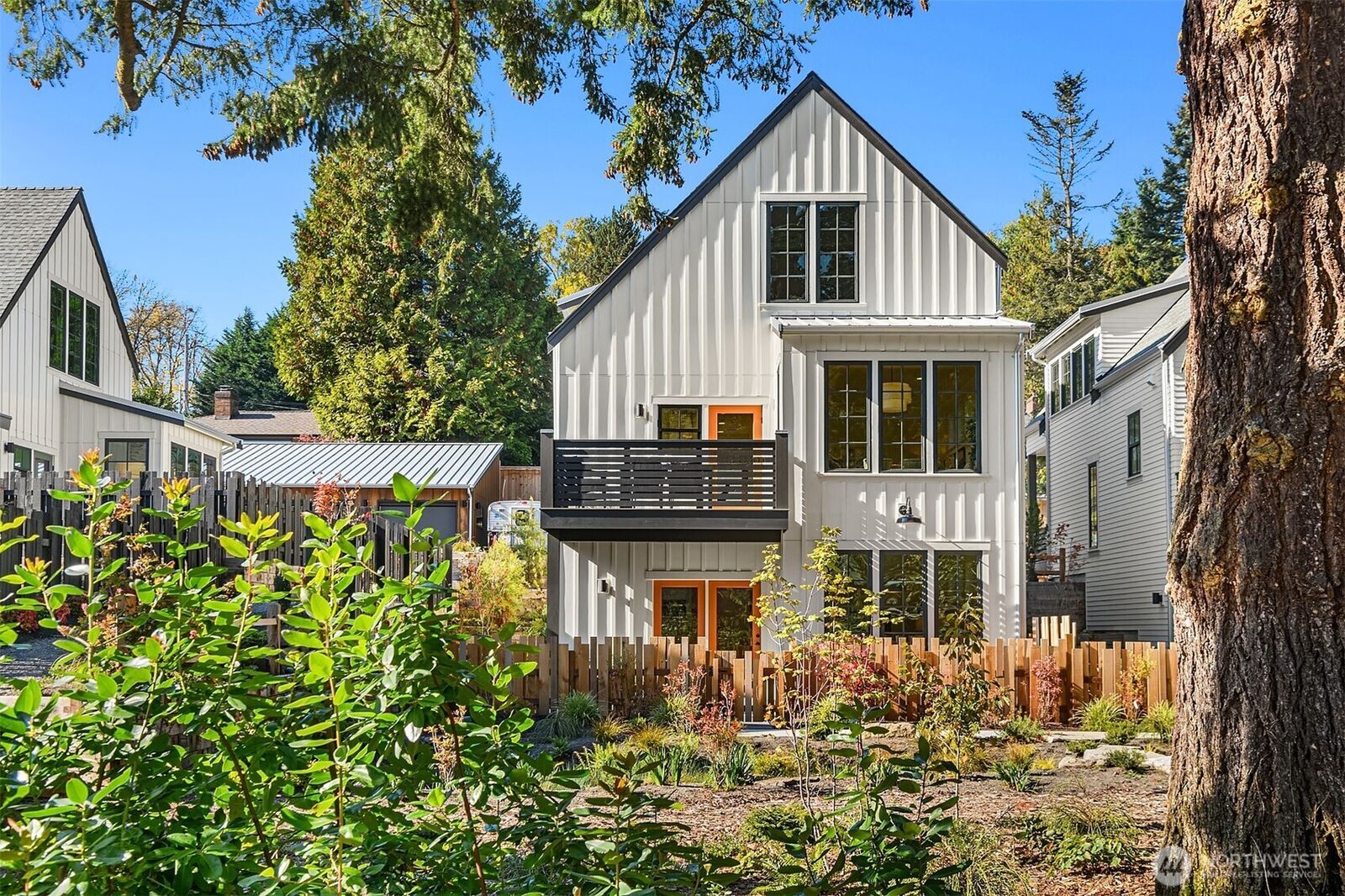 Property Photo:  2216 NE 125th Street  WA 98125 