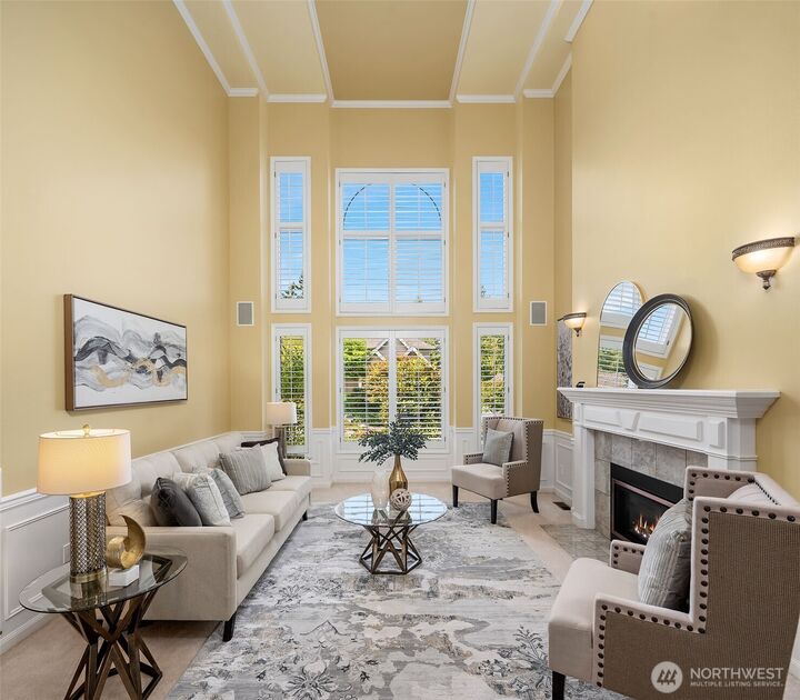 Property Photo:  5208  Isola Place NW  WA 98027 