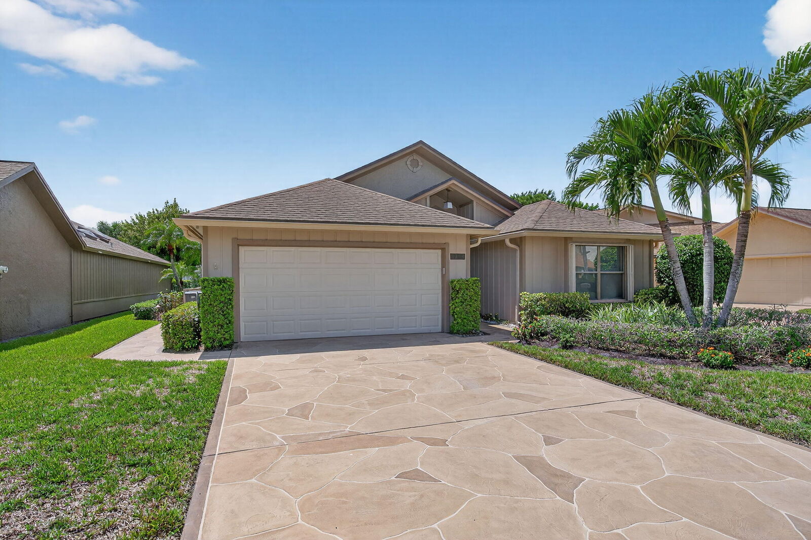 Property Photo: 6236 SE Ames Way FL 33455