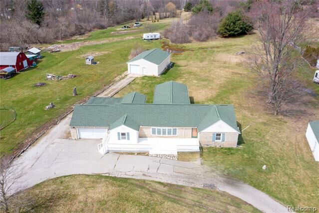 Property Photo: 5428 Gratiot Avenue MI 48079