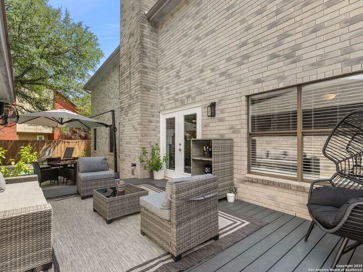 Property Photo: 16430 Bulverde Pt TX 78247