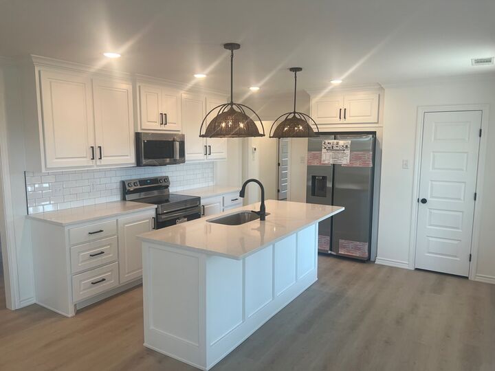 Property Photo:  1008 Claborne Court  TX 76905 