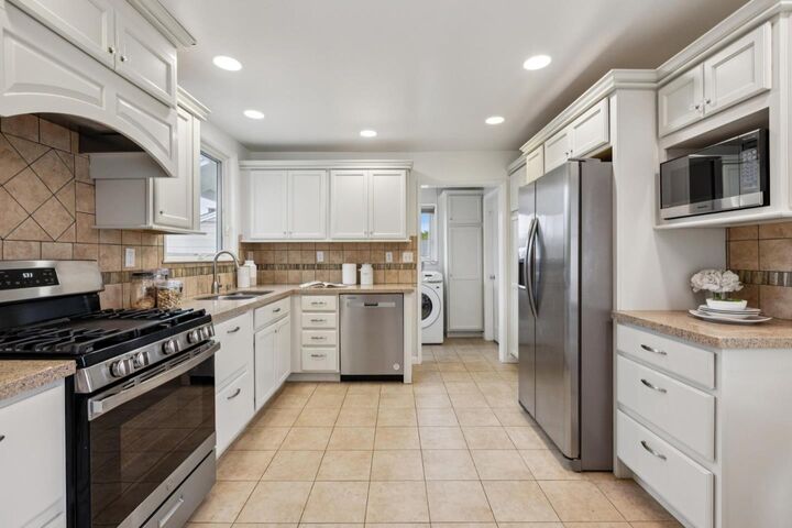 Property Photo: 722 26th Avenue CA 94403