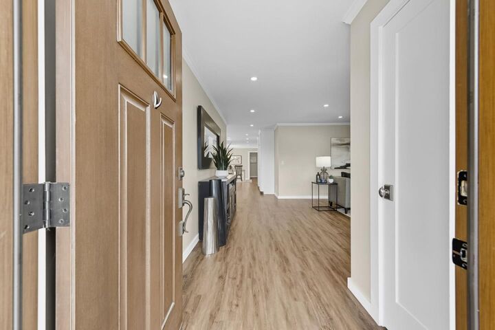 Property Photo:  1426 Chestnut Street  CA 94070 