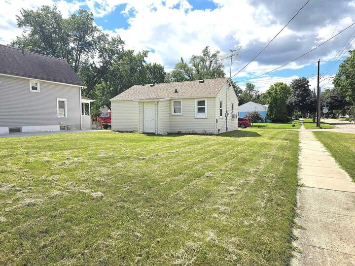 Property Photo:  1157 8th Street  WI 53511 
