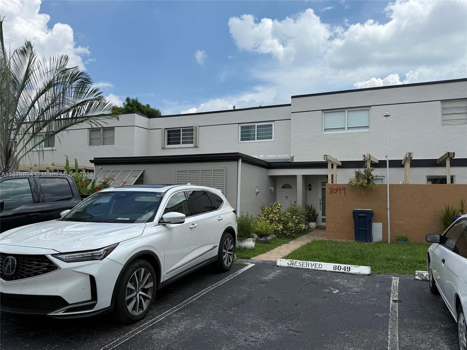 Property Photo: 8047 SW 150th Ave 506 FL 33193