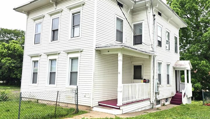 86 Rockwell Avenue 2nd Fl  New Britain CT 06051 photo