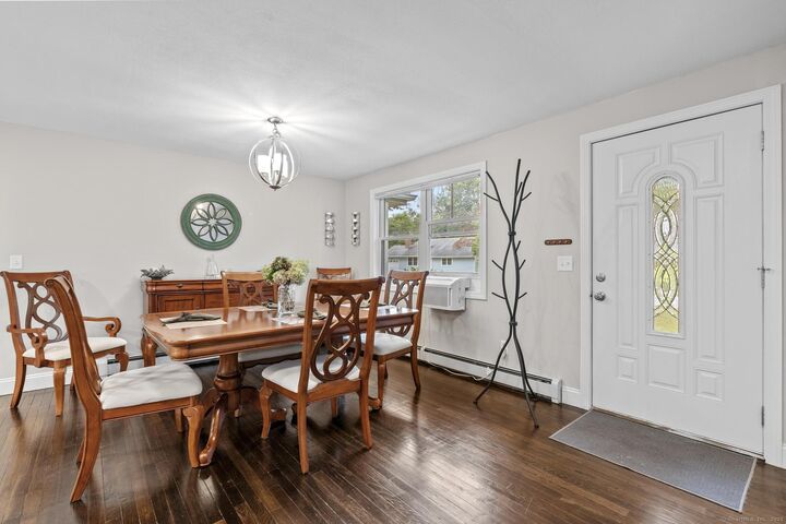 Property Photo: 16 Oakwood Drive CT 06335