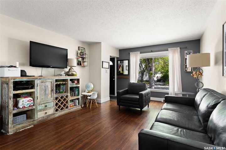 Property Photo:  2348 Francis Street  SK S4N 2P7 