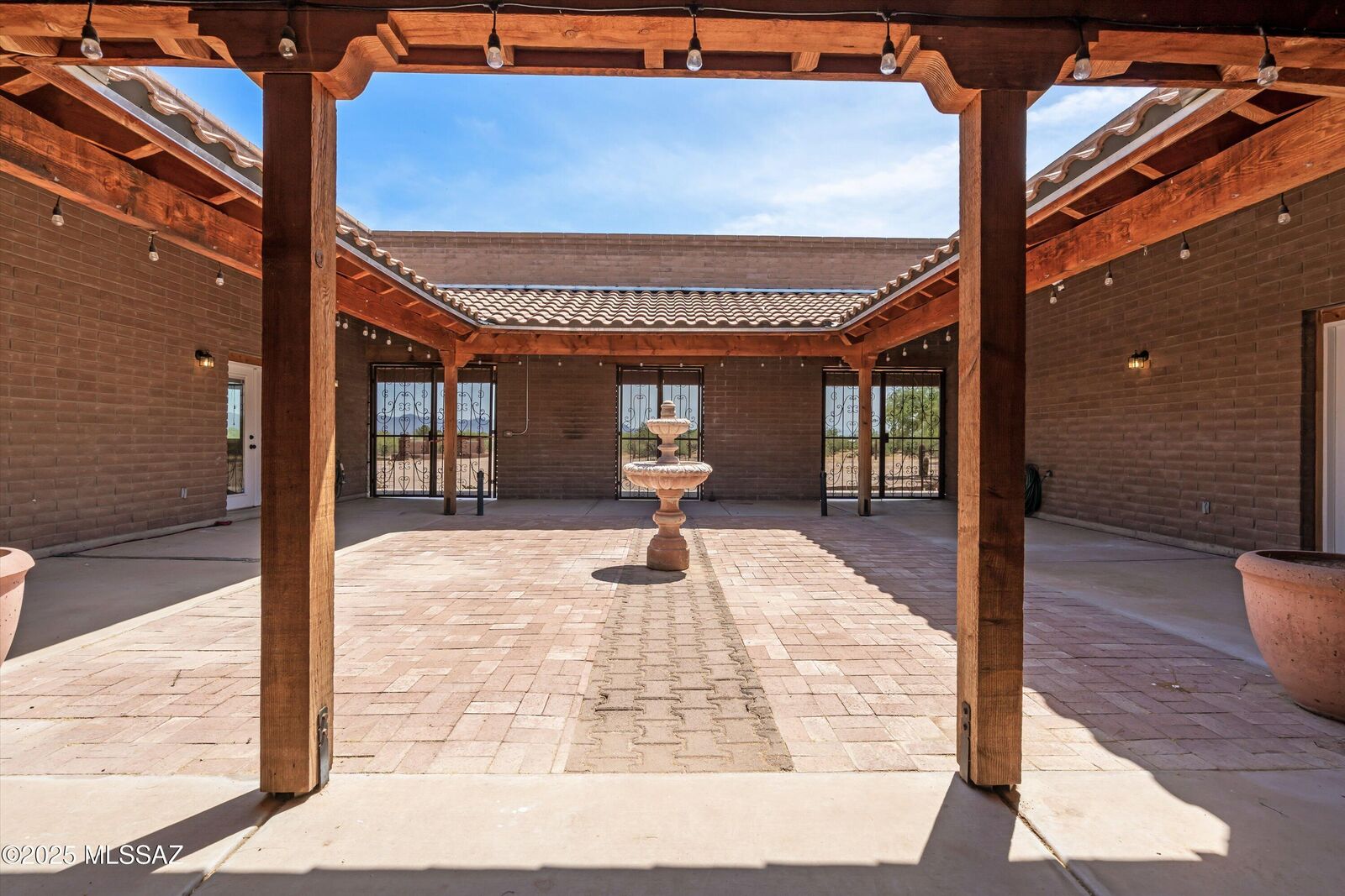 Property Photo: 12755 W Bristolwood Lane AZ 85735