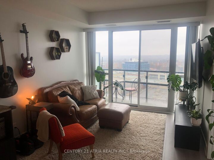 Photo de la propriété:  99 The Donway Street W 1016  ON M3C 0N8 