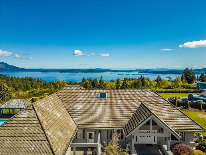 Property Photo:  2321 Boulding Rd  BC V0R 2P0 