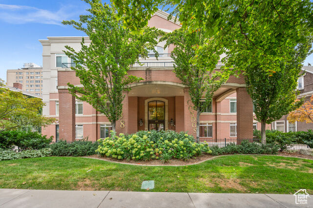 Property Photo: 838 South Temple 206 UT 84102