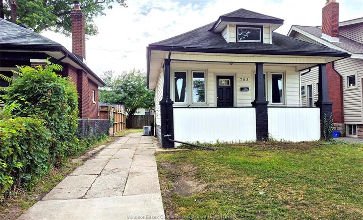 785 Partington Avenue  Windsor ON N9B 2N6 photo