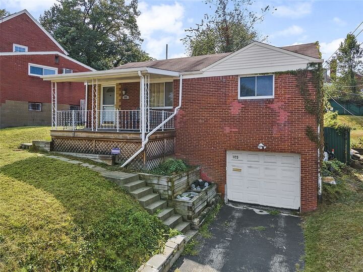 Property Photo:  309 Parkfield St  PA 15210 