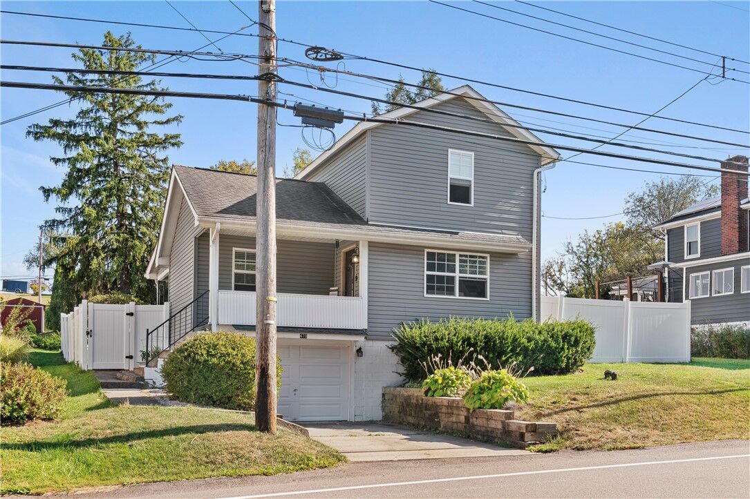 Property Photo:  470 Bairdford Rd  PA 15006 