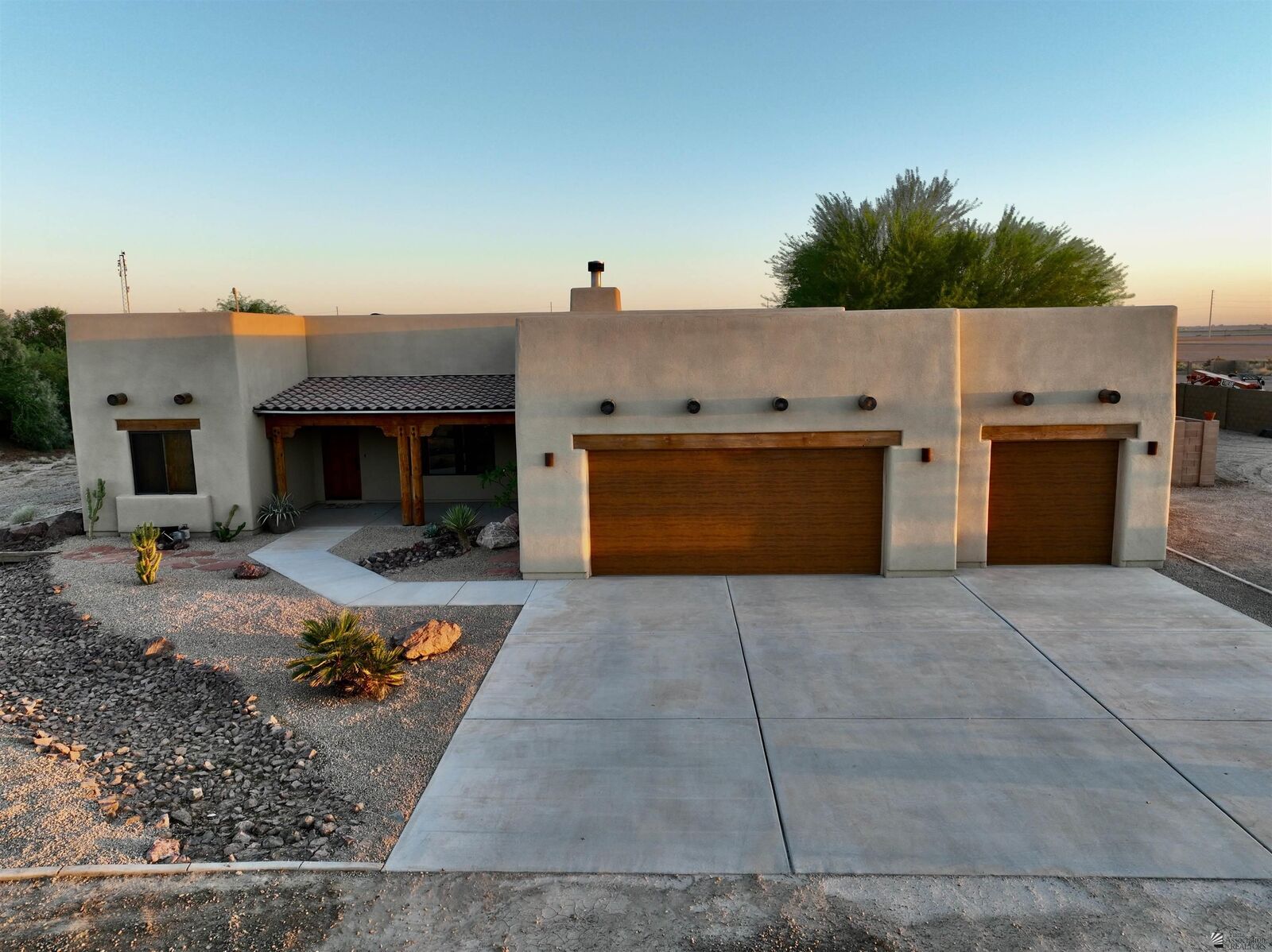 Property Photo: 8419 E County 6 St AZ 85365