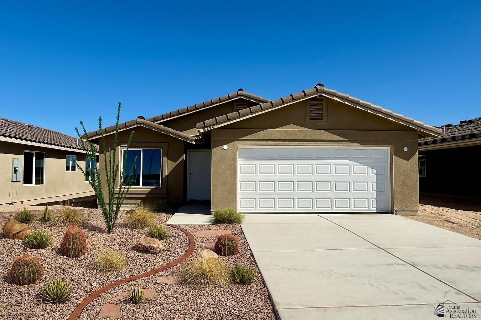 Property Photo: 4644 S Desert Willow Way AZ 85365