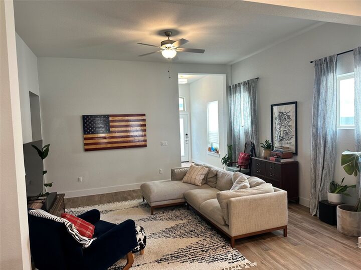 Property Photo: 8600 SW Cumbrae Lane TX 78744