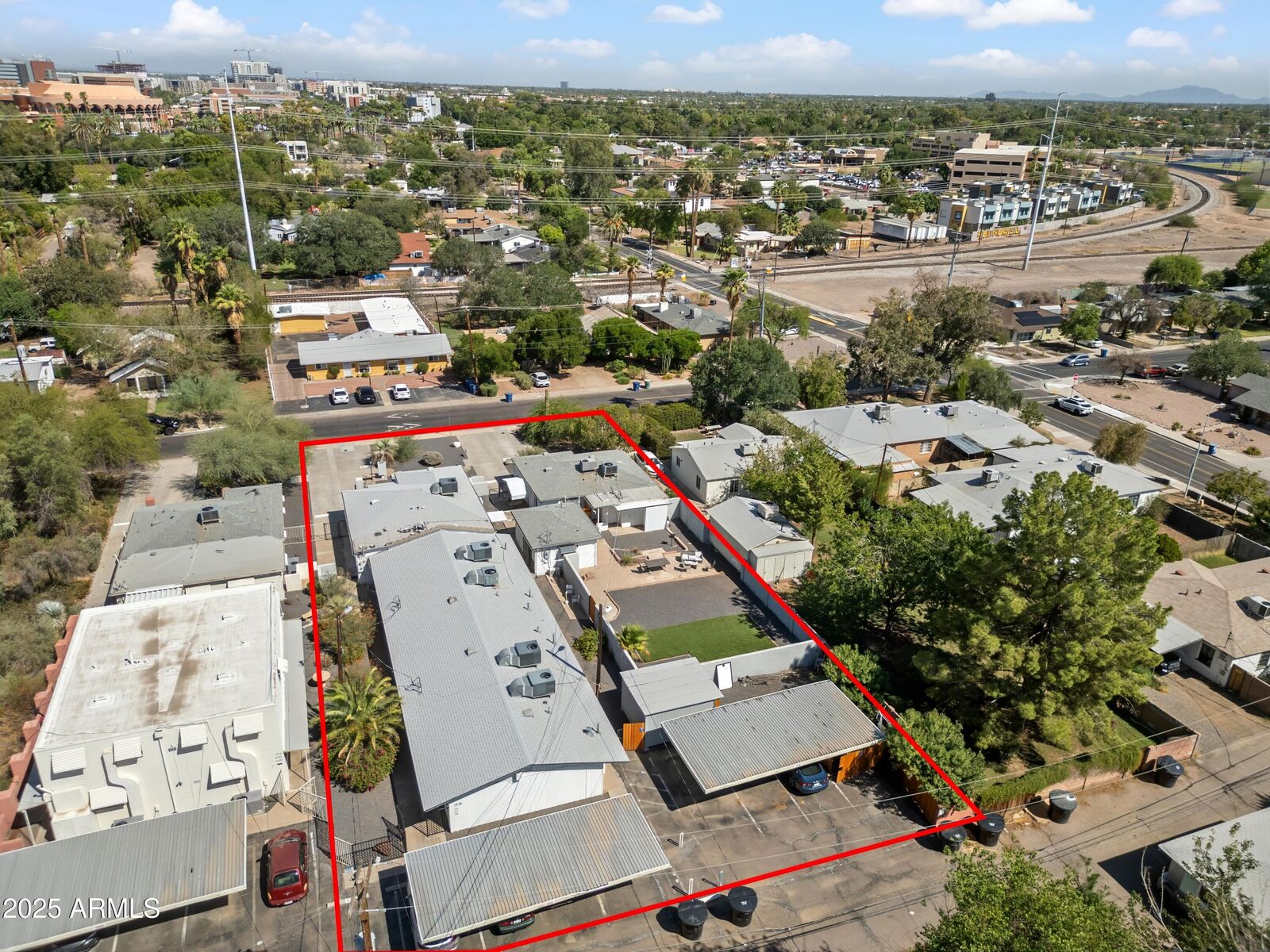 Property Photo:  1218 S Farmer Avenue  AZ 85281 