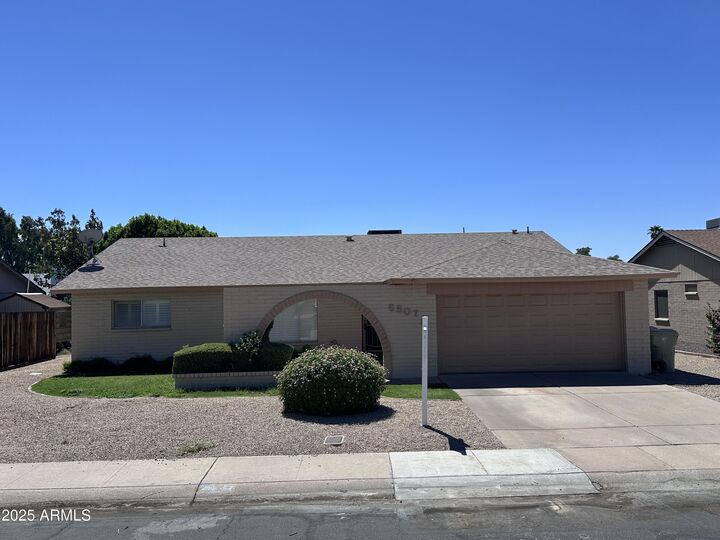 5507 W Hearn Road  Glendale AZ 85306 photo