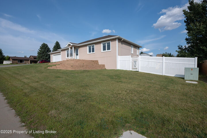 Property Photo:  2178 10th Avenue W  ND 58601 