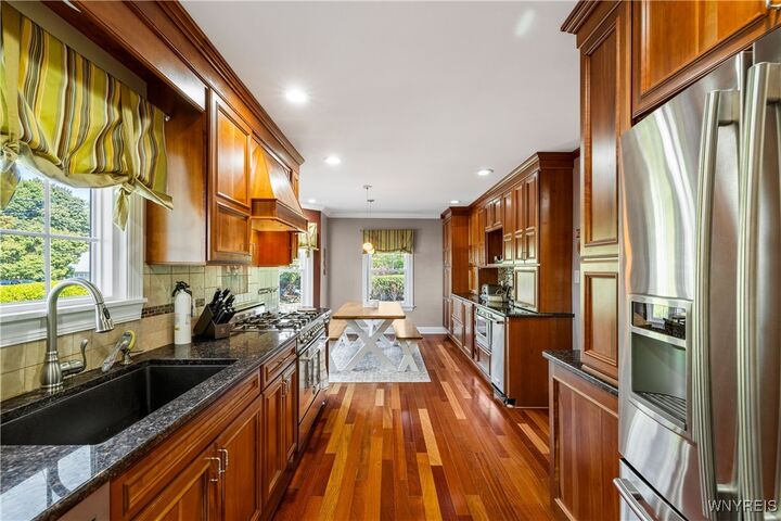 Property Photo:  305 S 1st Street  NY 14092 