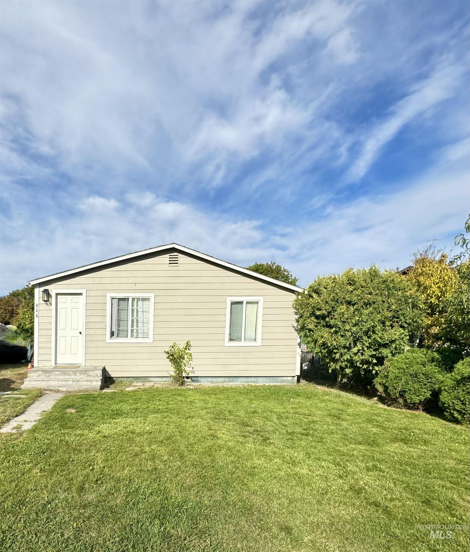 Property Photo: 826 Conant Ave ID 83318