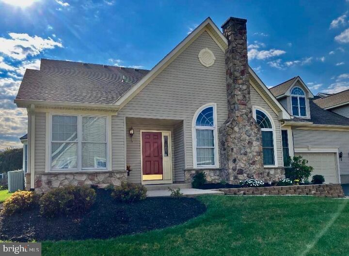213 Sugarberry Lane  Langhorne PA 19047 photo