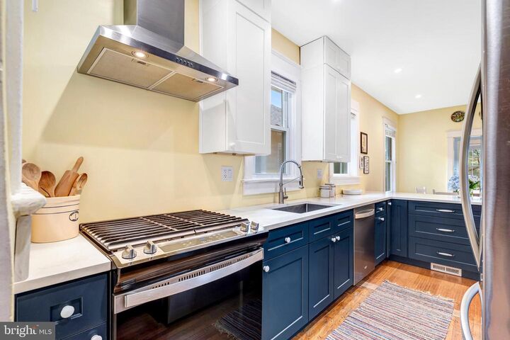 Property Photo:  3003 10th Street NE  DC 20017 