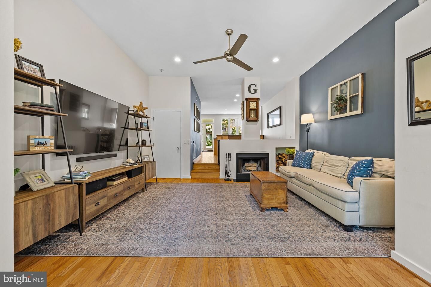 Property Photo:  2949 Pennsylvania Avenue  PA 19130 