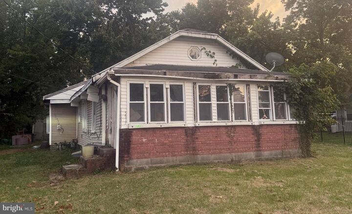 Property Photo:  5517 Walker Mill Road  MD 20743 