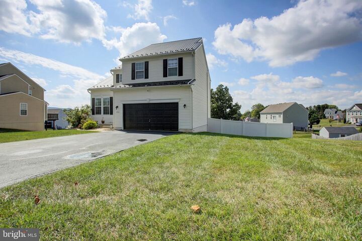 Property Photo: 6816 Pennington Drive PA 17222