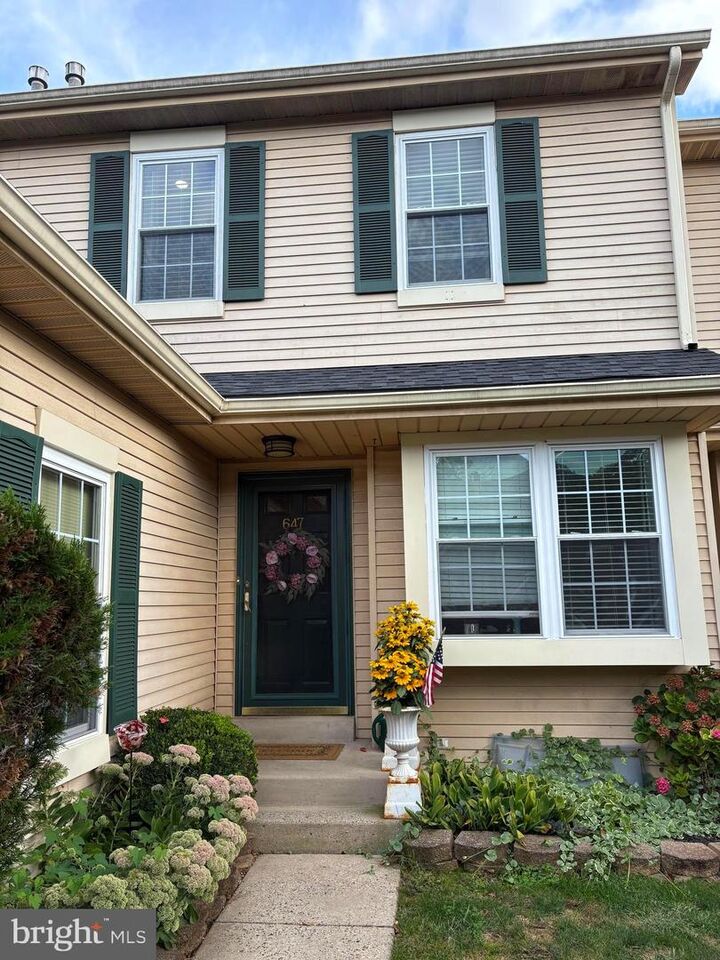Property Photo: 647 Palmer Lane PA 19067