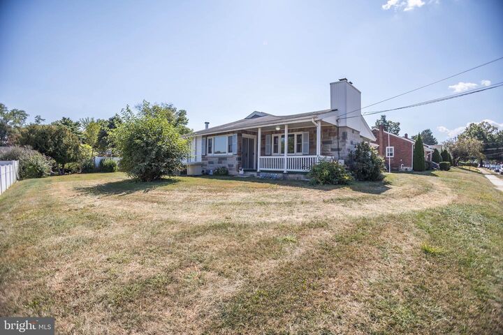 Property Photo:  716 Elkwood Street  PA 17070 