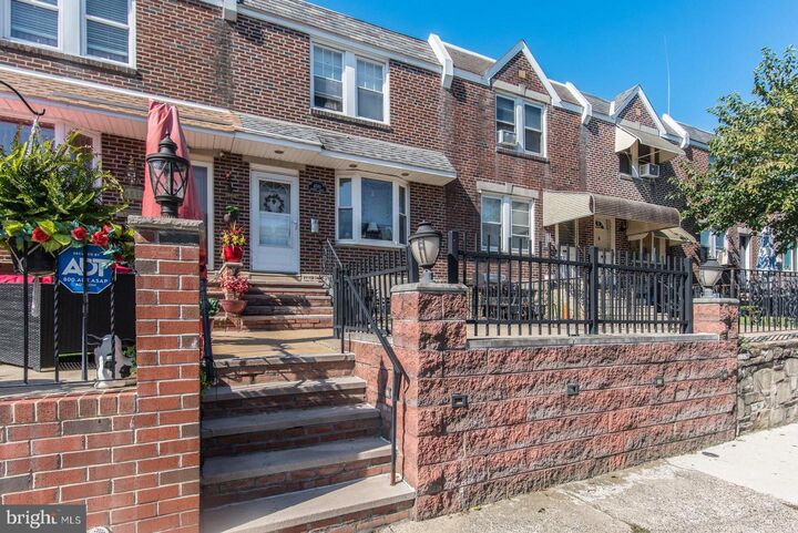 4510 Oakmont Street  Philadelphia PA 19136 photo