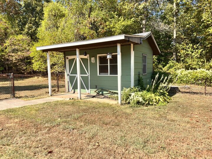Property Photo: 5 Idaho Drive AR 72529