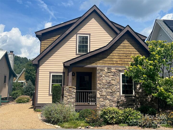5 Verde Drive  Asheville NC 28806 photo