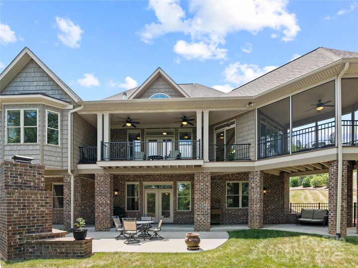 Property Photo: 148 Winwood Circle NC 28630